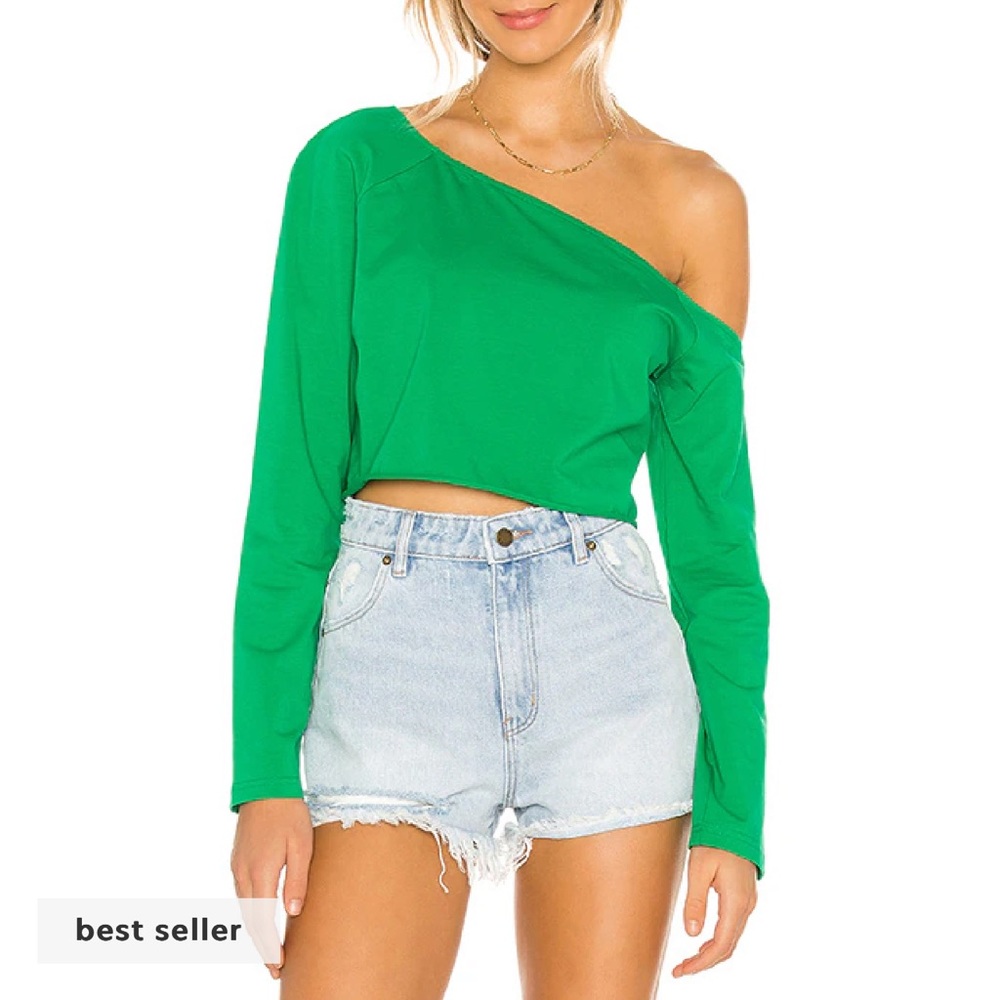 Superdown Off Shoulder Kelly Green Cropped Tee Size medium